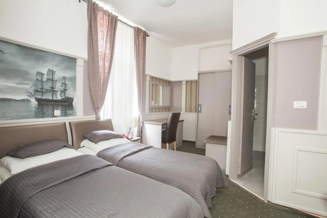 Hotel Galija Pula