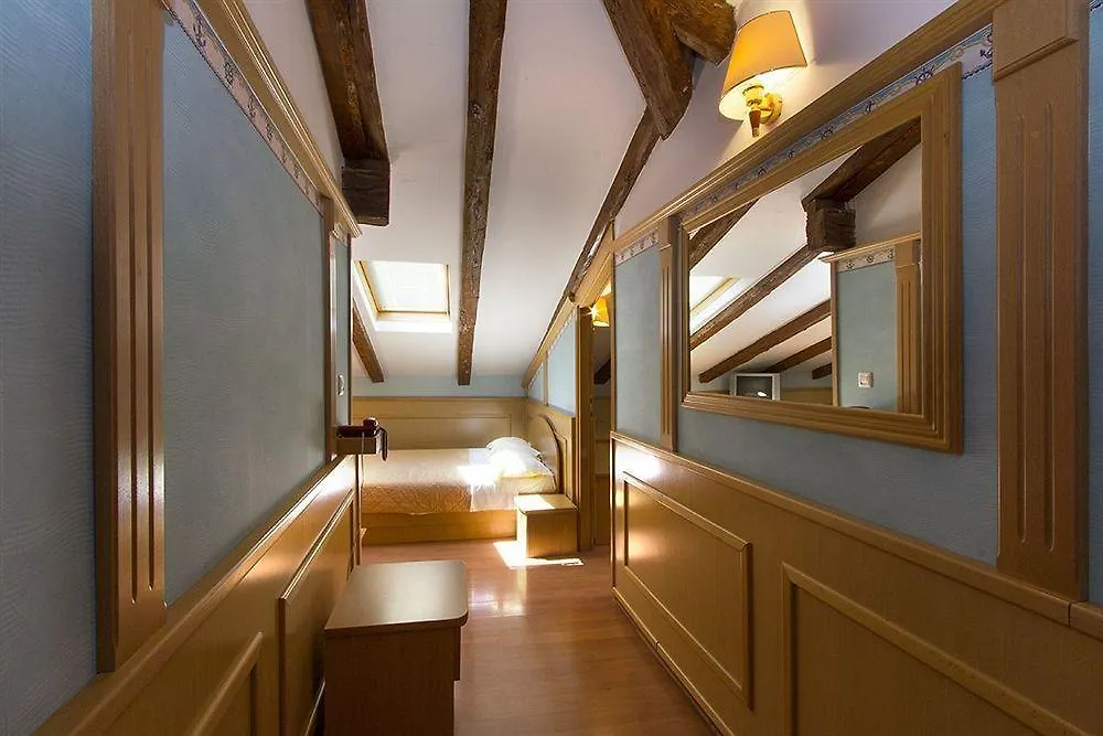 Hotel Galija Pula