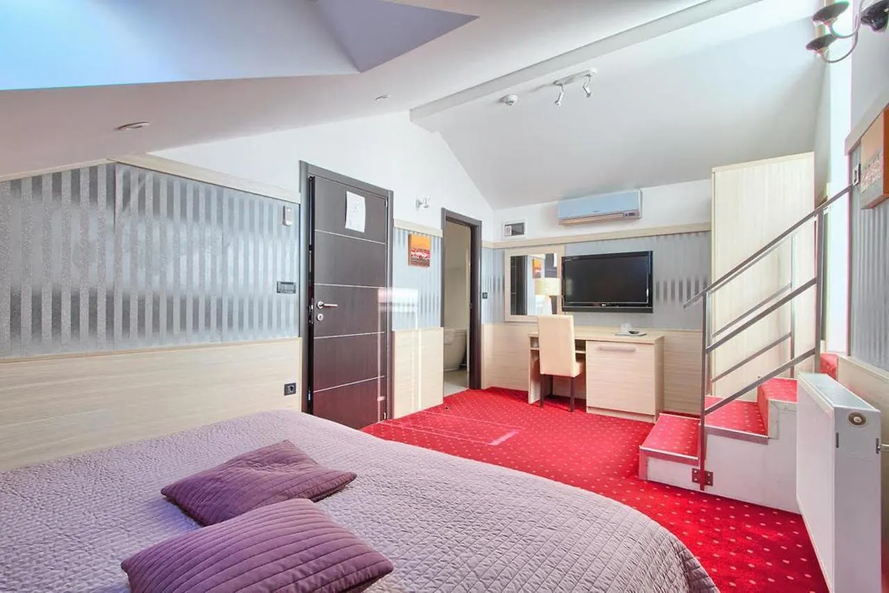 ***  Hotel Galija Pula Chorvatsko