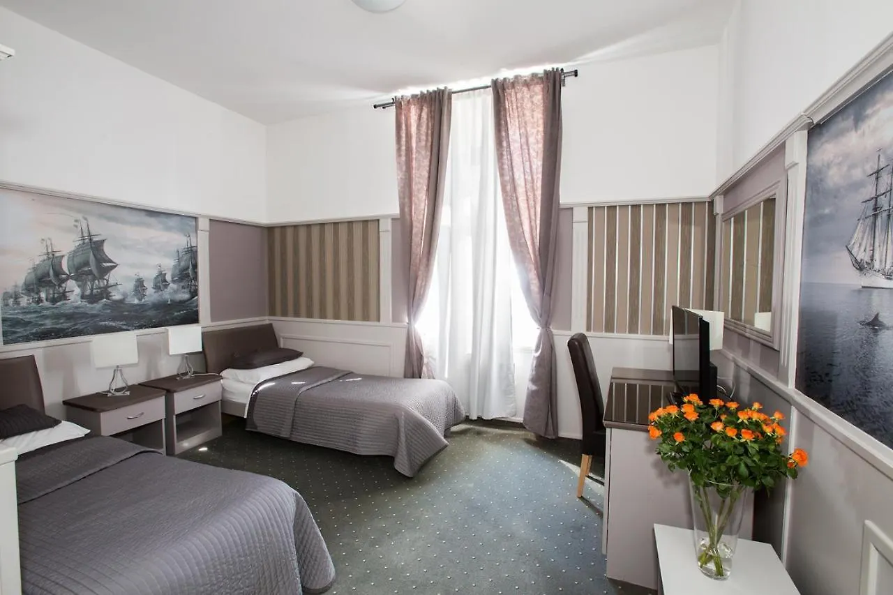 Hotel Galija Pula