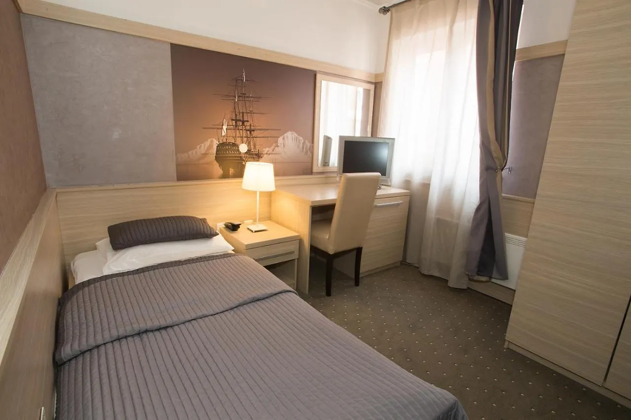 ***  Hotel Galija Pula Chorvatsko